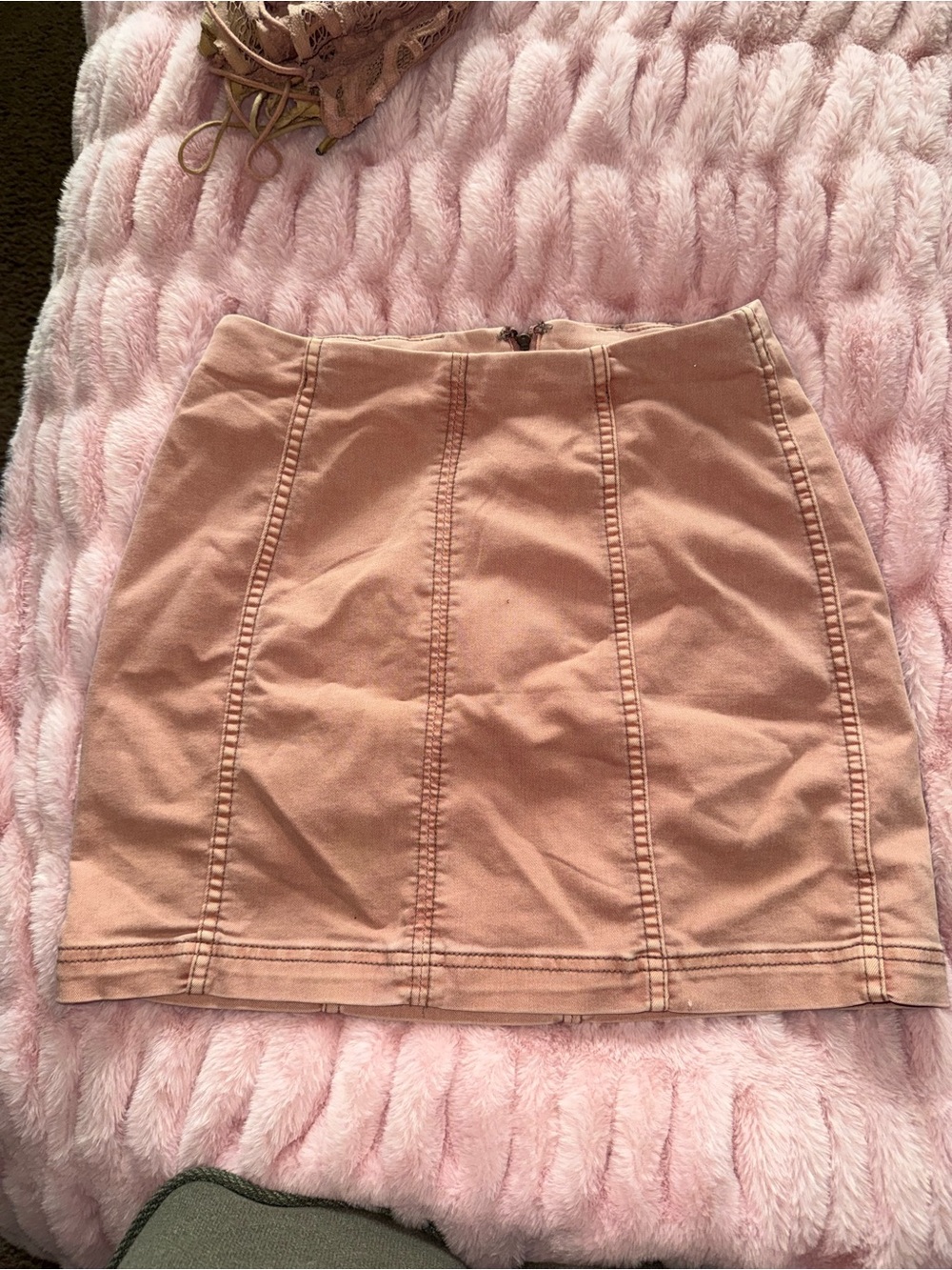 Woman’s pink panel Skirt